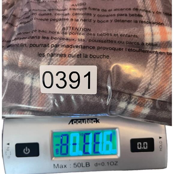 Plaid Blanket Scarf Wrap Soft Fuzzy Chocolate Brown Fringe Preppy NWT Gift Idea - Picture 9 of 9